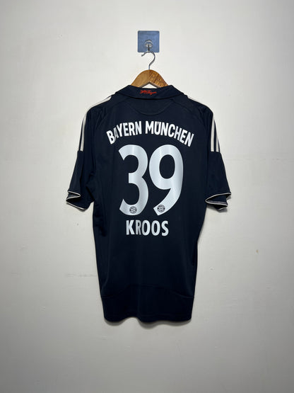 (L) Bayern Munich 2008-10 Away Shirt Kroos #39