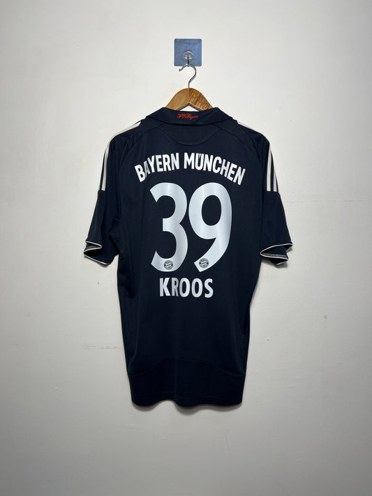 (L) Bayern Munich 2008-10 Away Shirt Kroos #39