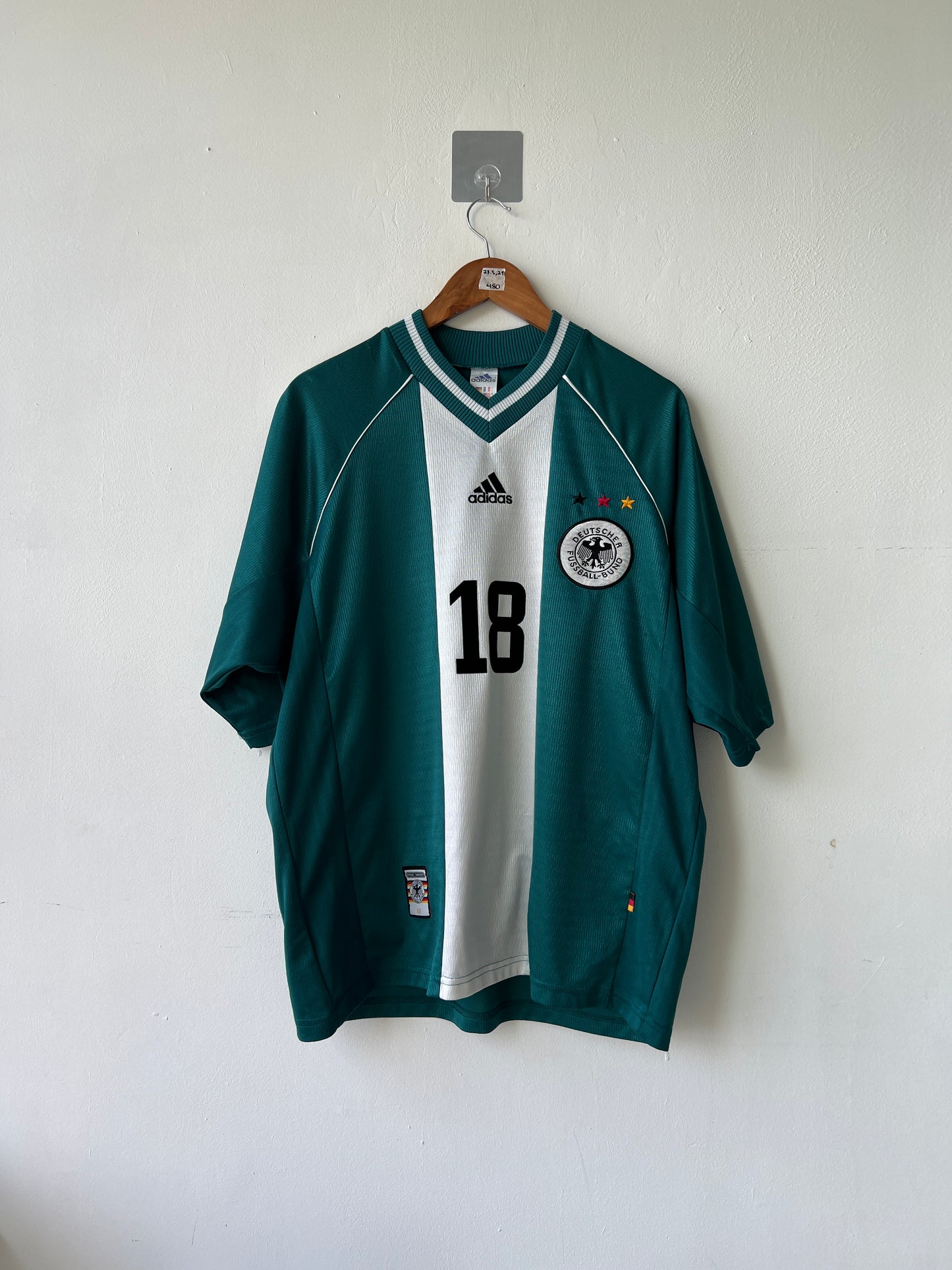 (L) Germany 1998-00 Away Shirt Klinsmann #18