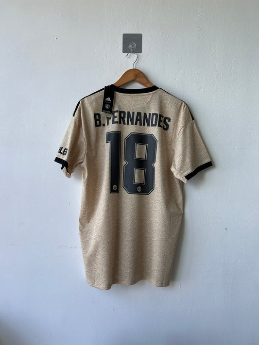 (L) Manchester United 2019-20 Away Shirt B. Fernandes #18 (NEW)