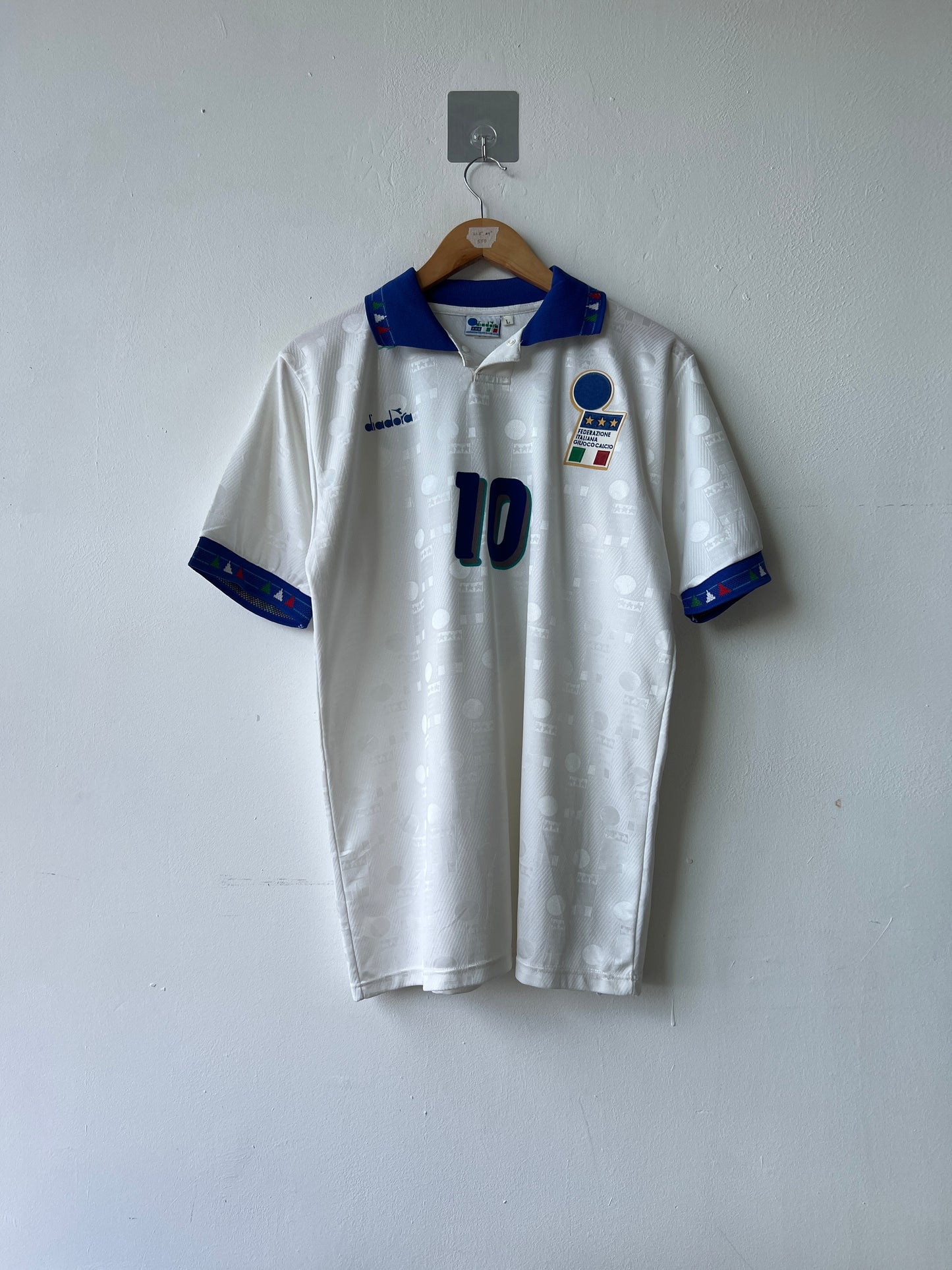 (L) Italy 1994-95 Away Shirt R. Baggio #10