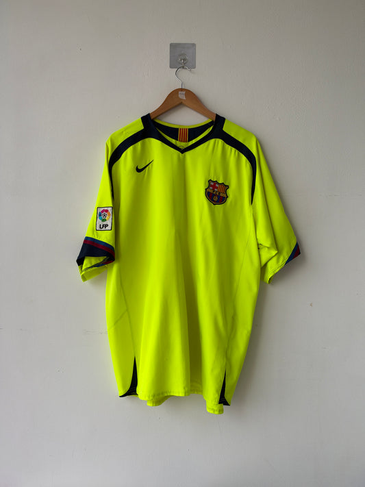 (XXL) Barcelona 2005-06 Away Shirt Ronaldinho #10