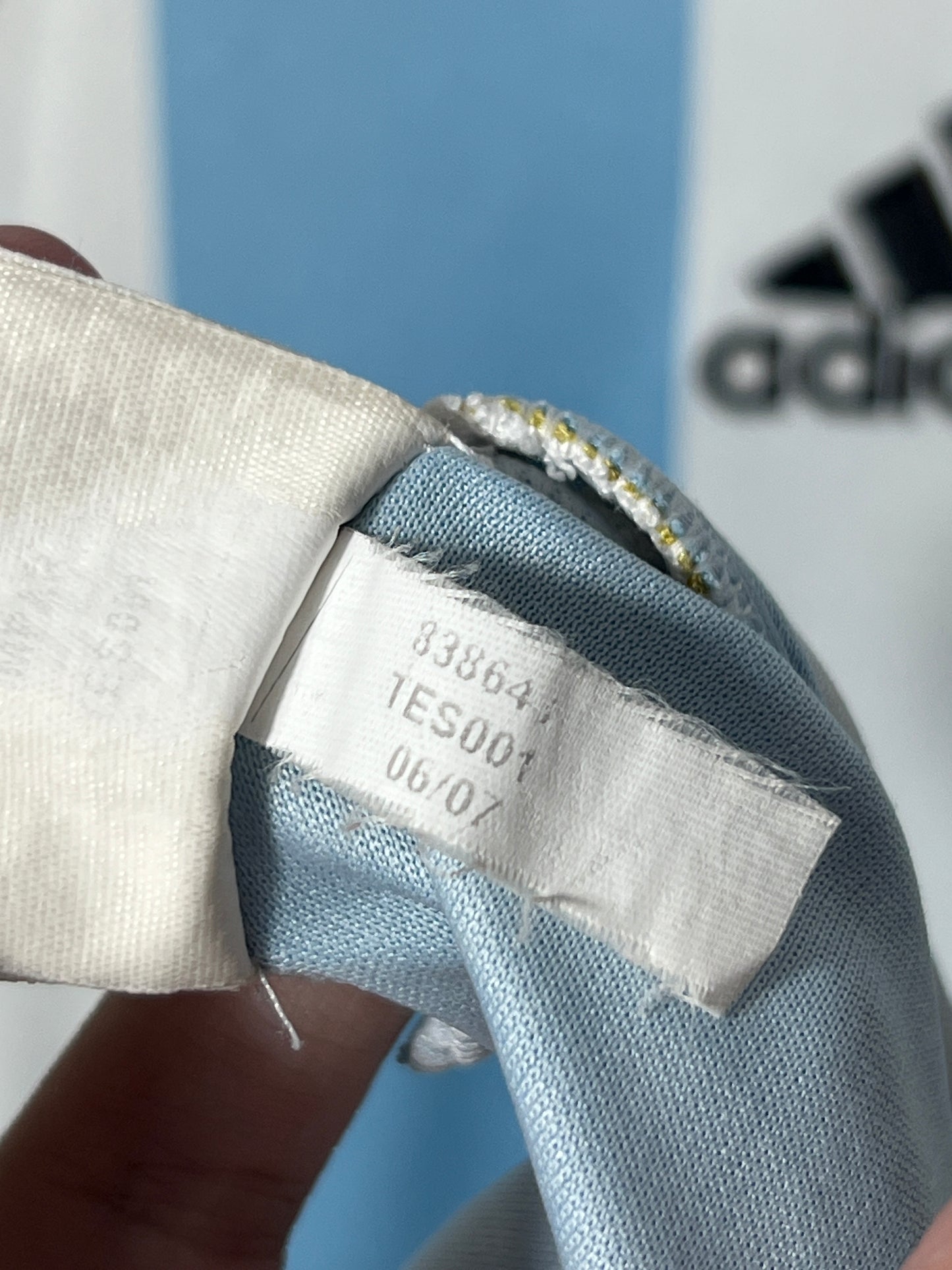 (L) Argentina 2005-07 Home Shirt Messi #19
