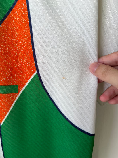(L) Ireland 1994-96 Away Shirt Keane #6