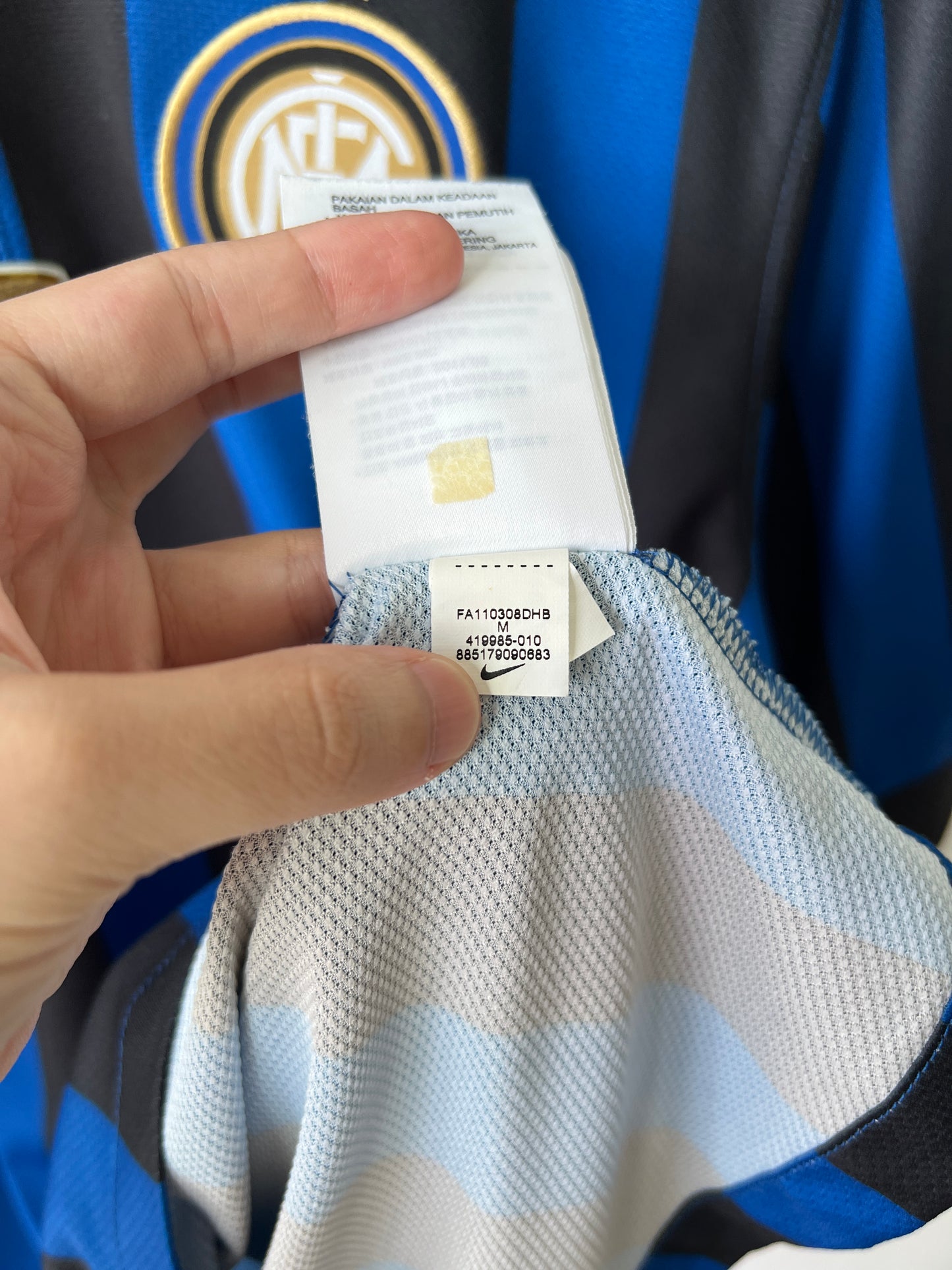 (M) Inter Milan 2011-12 Home Shirt Forlan #9