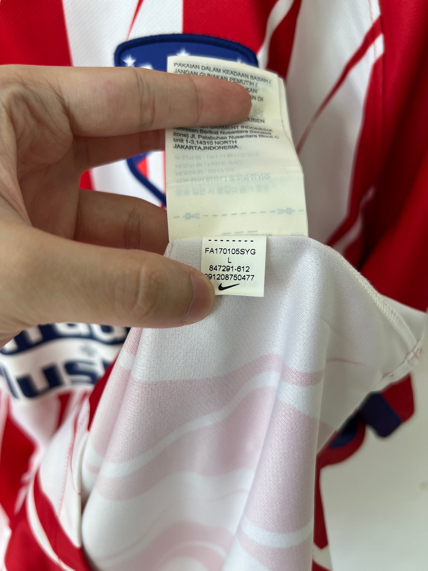 (L) Atletico Madrid 2017-18 Home Shirt Griezmann #7 (NEW)