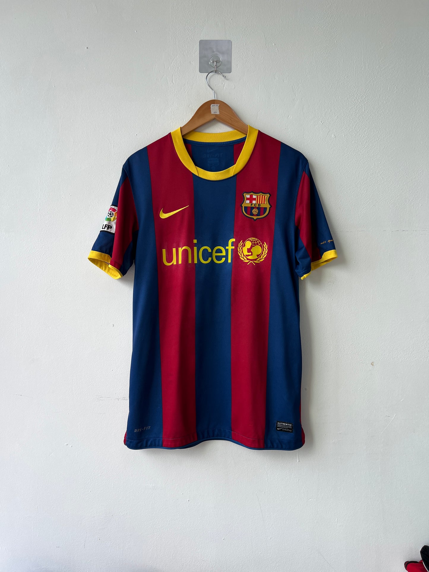 (M) Barcelona 2010-11 Home Shirt Messi #10