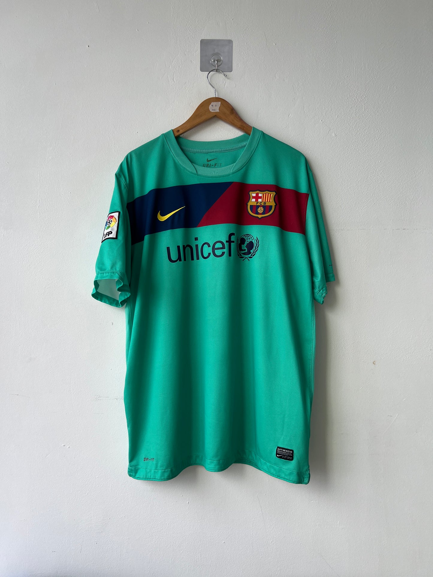 (XXL) Barcelona 2010-11 Away Shirt Messi #10