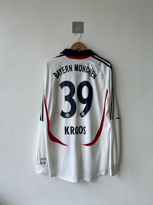 (XL) Bayern Munich 2006-08 Away Long Sleeve Shirt Kroos #39