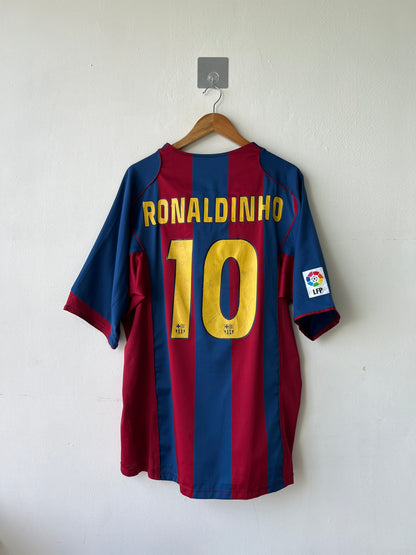 (XXL) Barcelona 2004-05 Home Shirt Ronaldinho #10