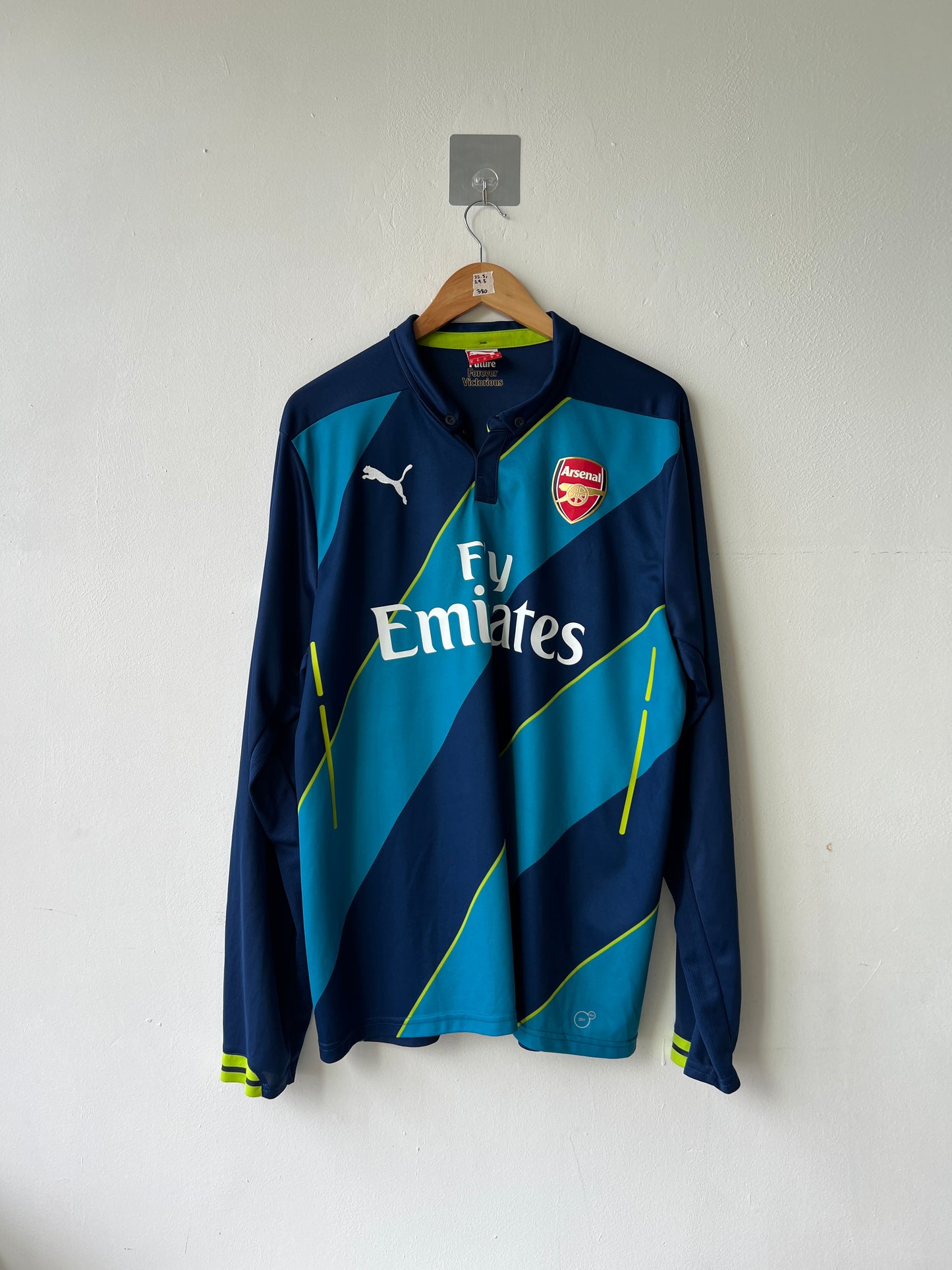 (XL fits L) Arsenal 2014-15 Third Long Sleeve Shirt Ozil #11
