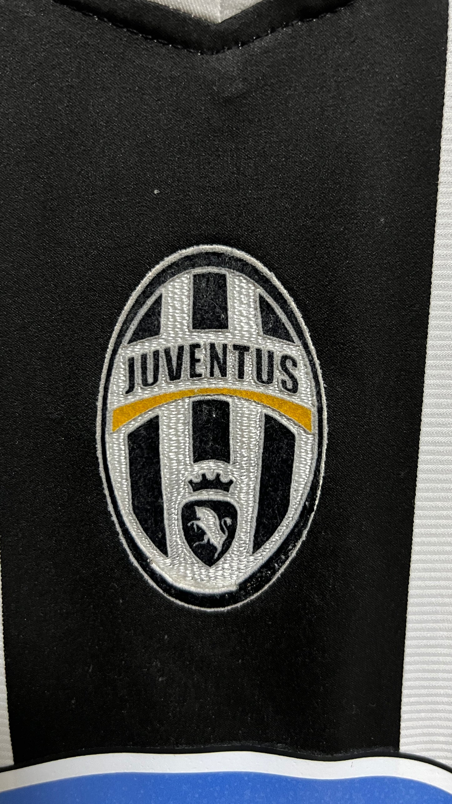 Juventus 2005-06 Home Shirt Ibrahimovic #9 (M)