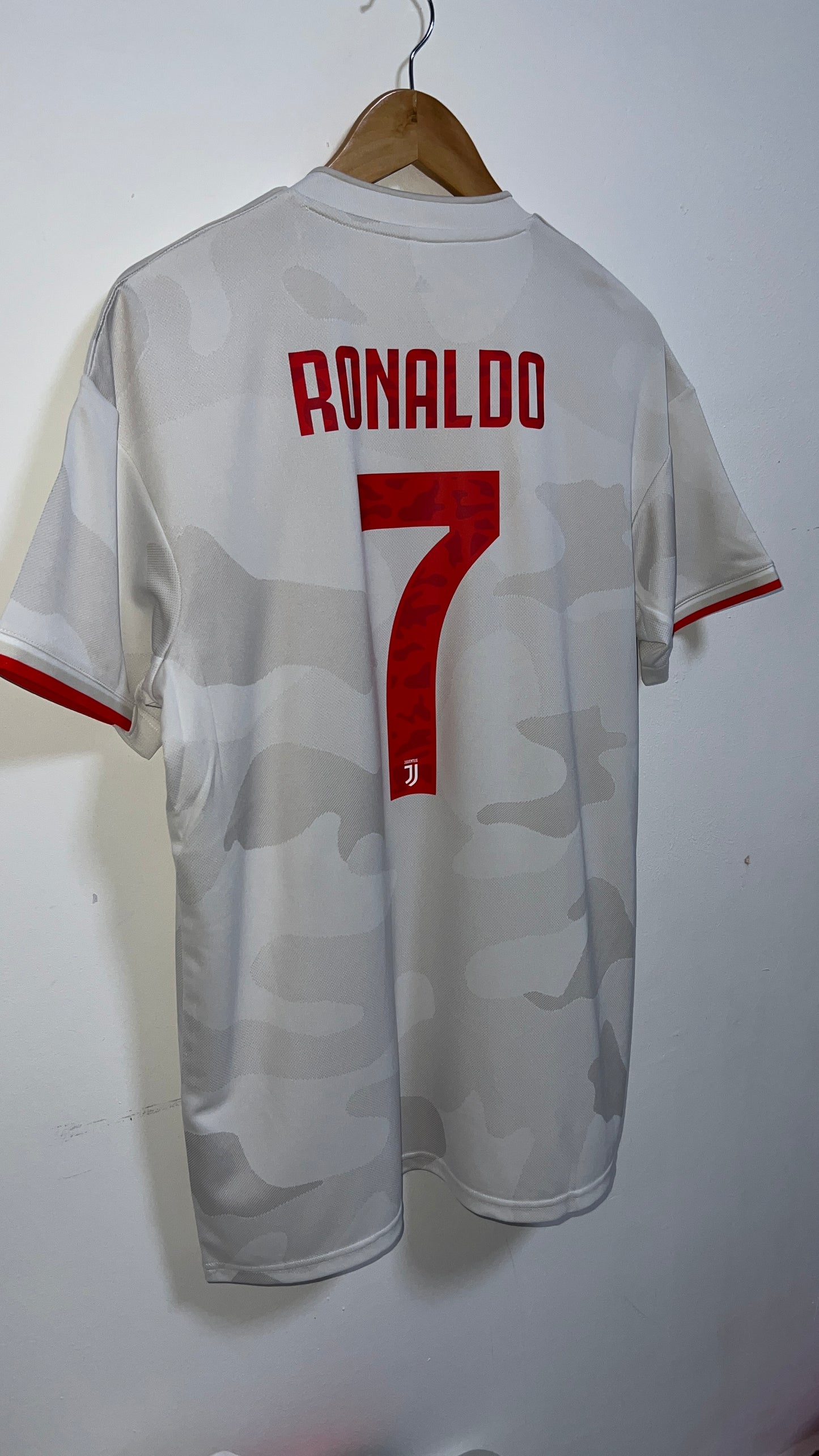 Juventus 2019-20 Away Shirt Ronaldo #7 (Brand New) (L)