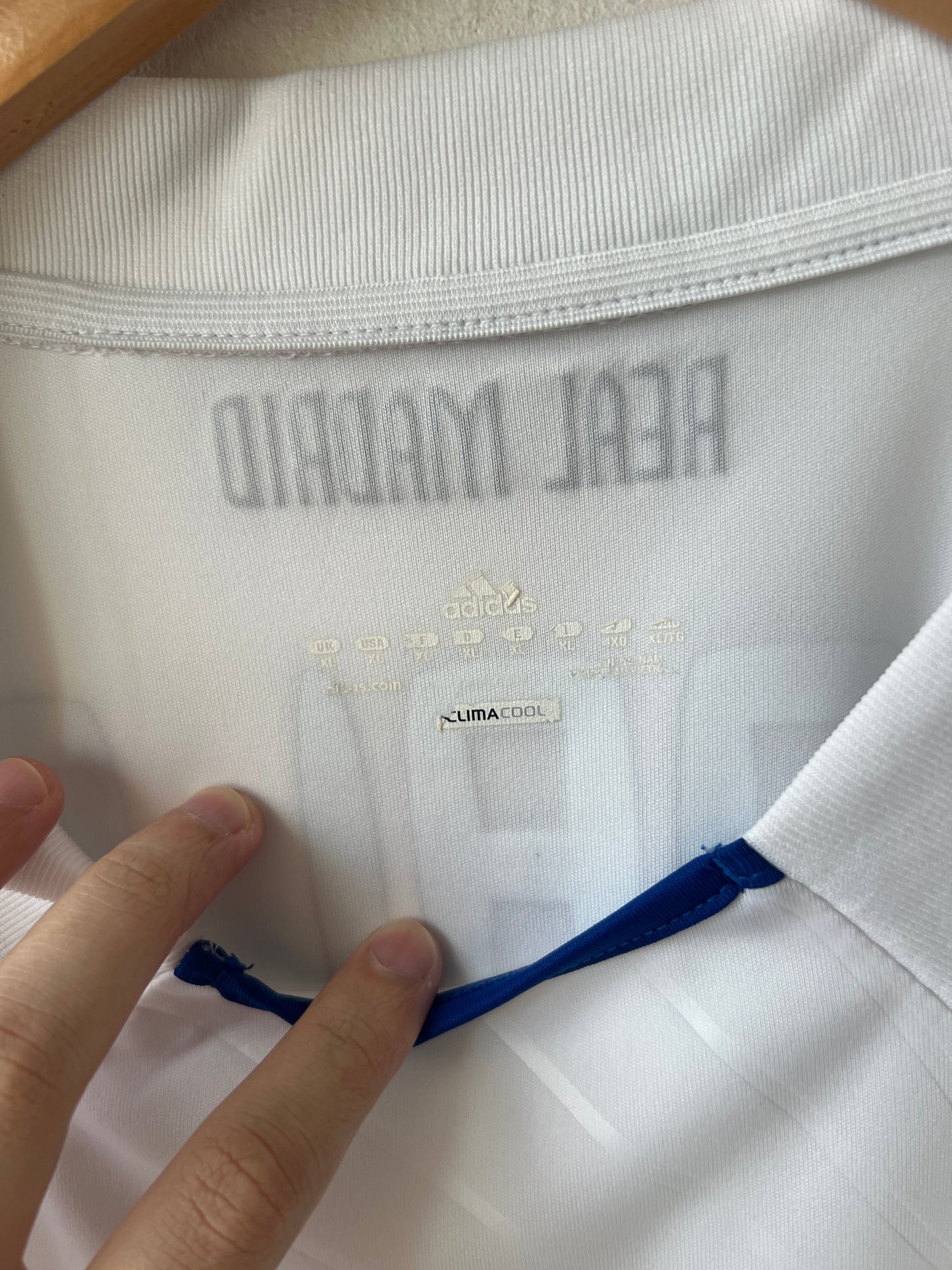 (XL) Real Madrid 2010-11 Home Shirt Ronaldo #7