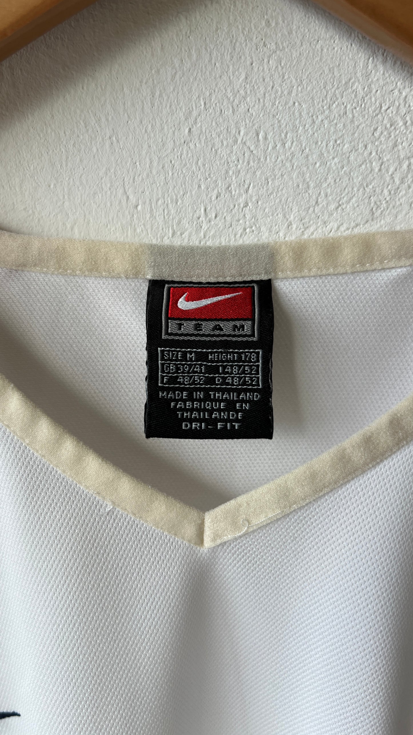 PSG 2001-02 Training Shirt Nike (M fits L)
