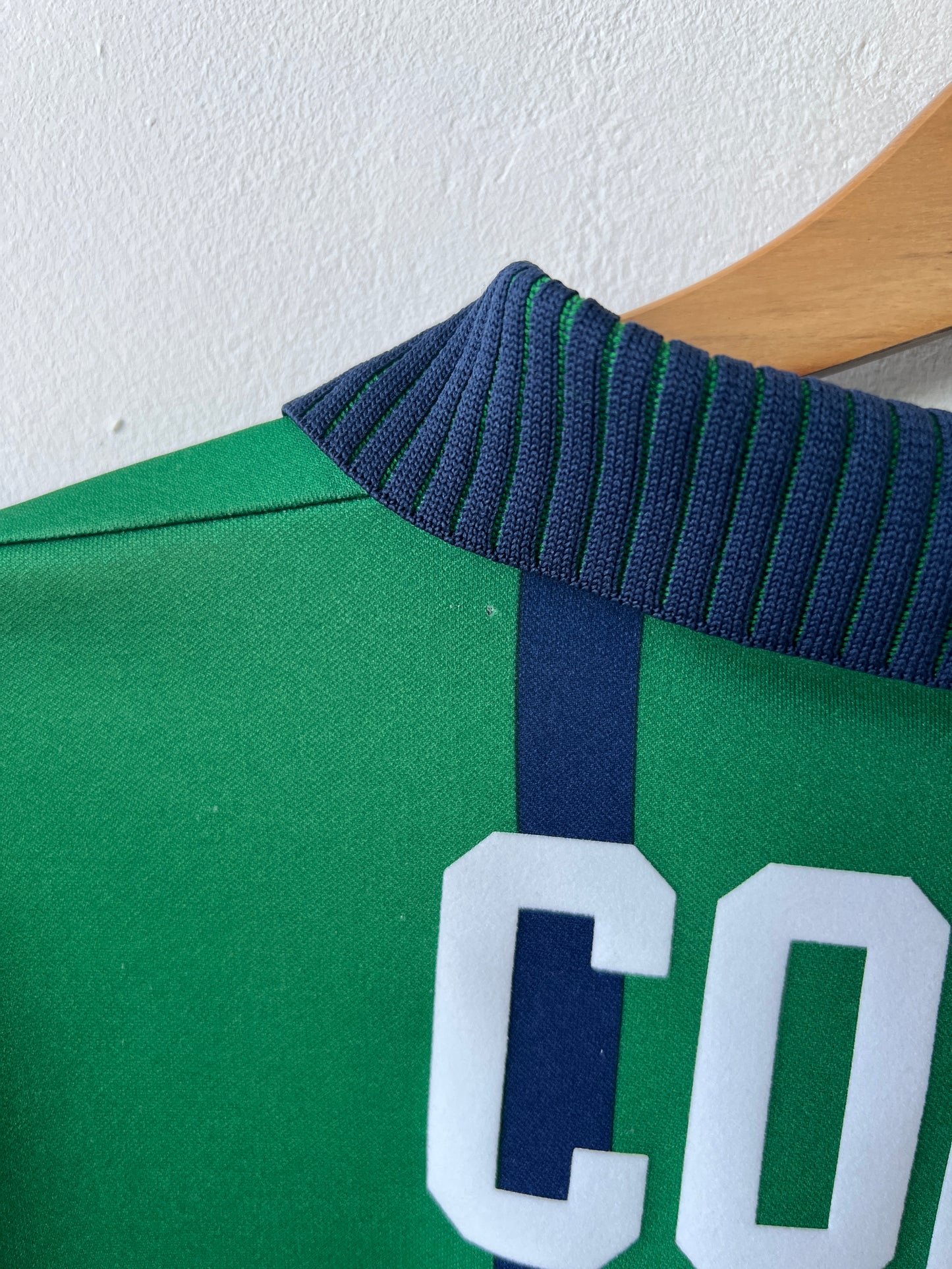 (XL) Newcastle 1994-95 Third Shirt Cole #9