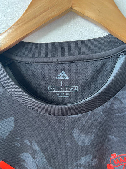 (L) Manchester United 2019-20 Third Shirt B. Fernandes #18