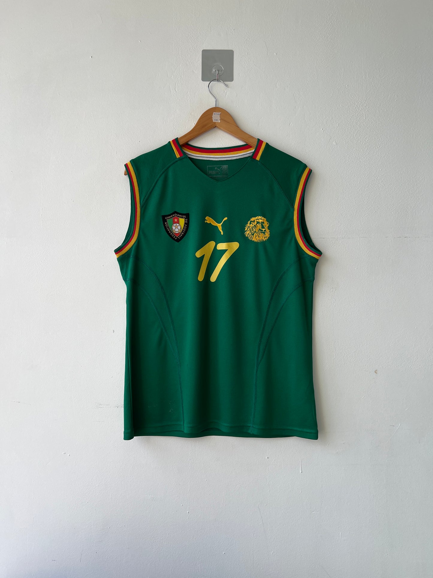 (M/L) Cameroon 2002-03 Home Shirt Foe #17
