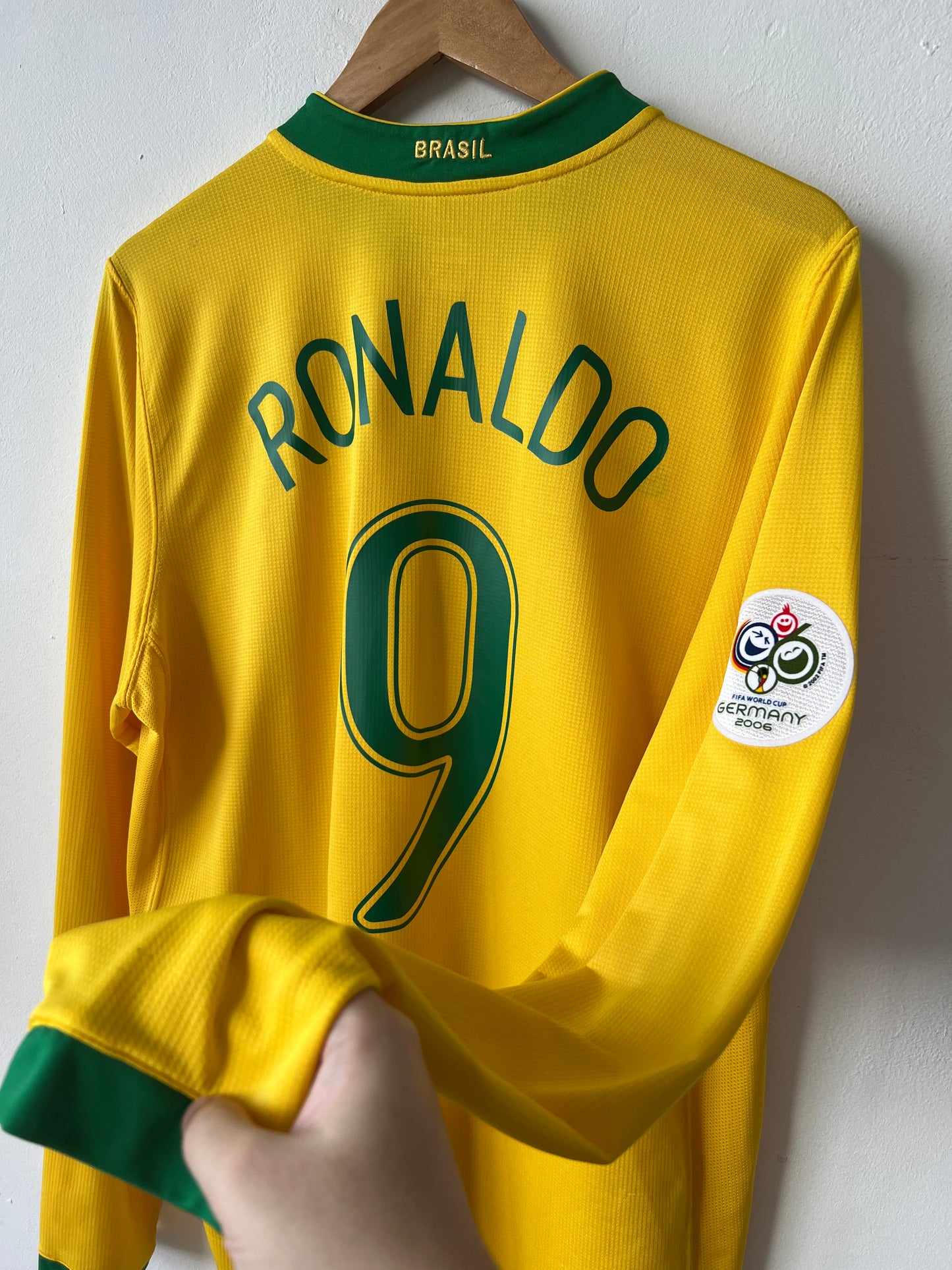 (L) Brazil 2006-08 Home Long Sleeve Shirt Ronaldo #9