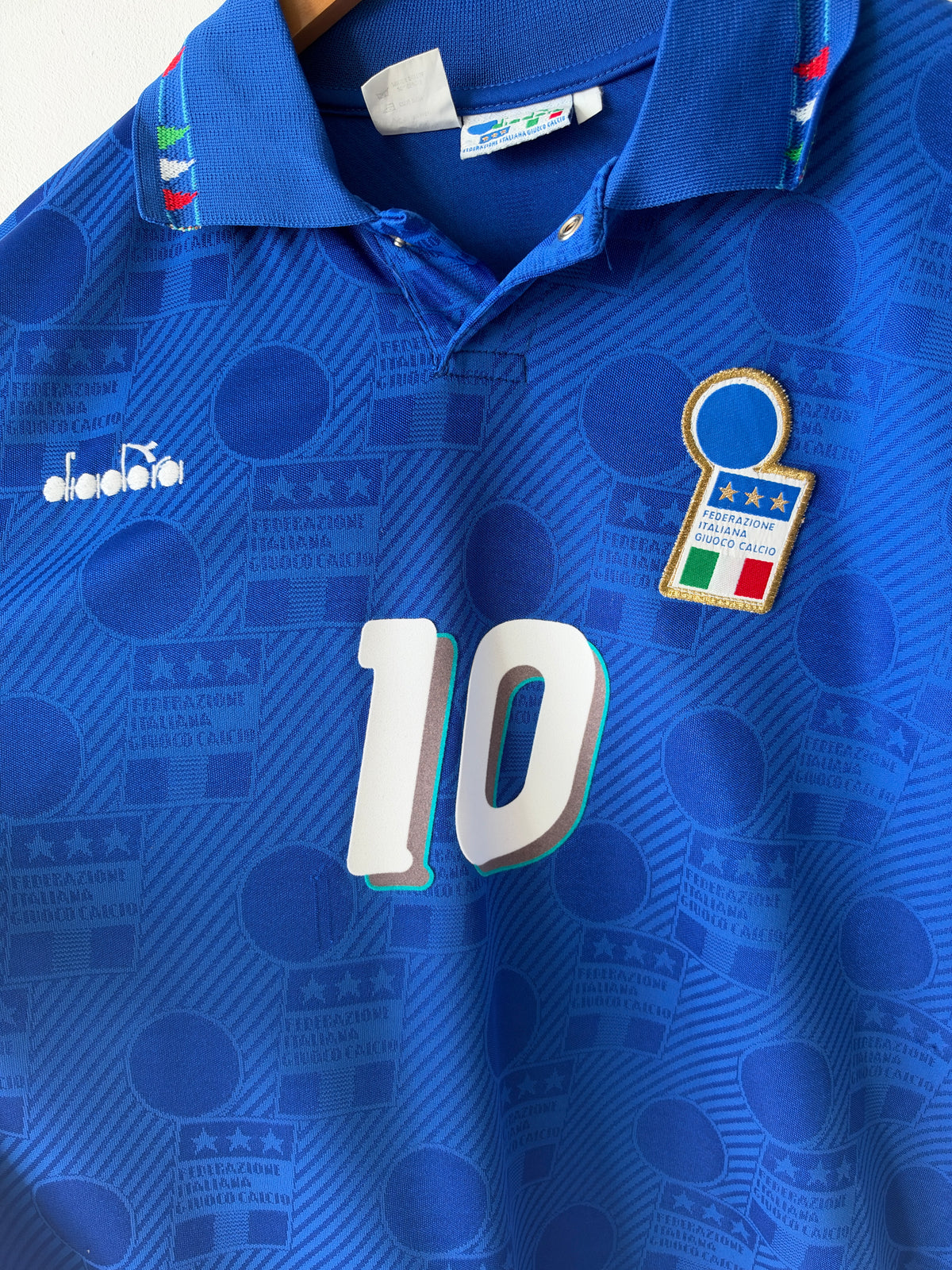 (L) Italy 1994 Home Shirt R. Baggio #10