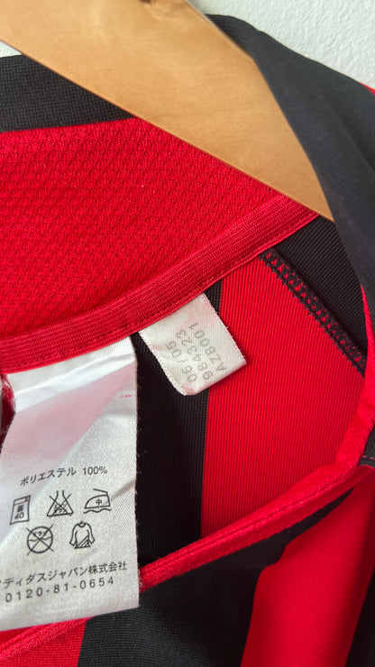 AC Milan 2005-06 Home Shirt Kaka #22 (L)