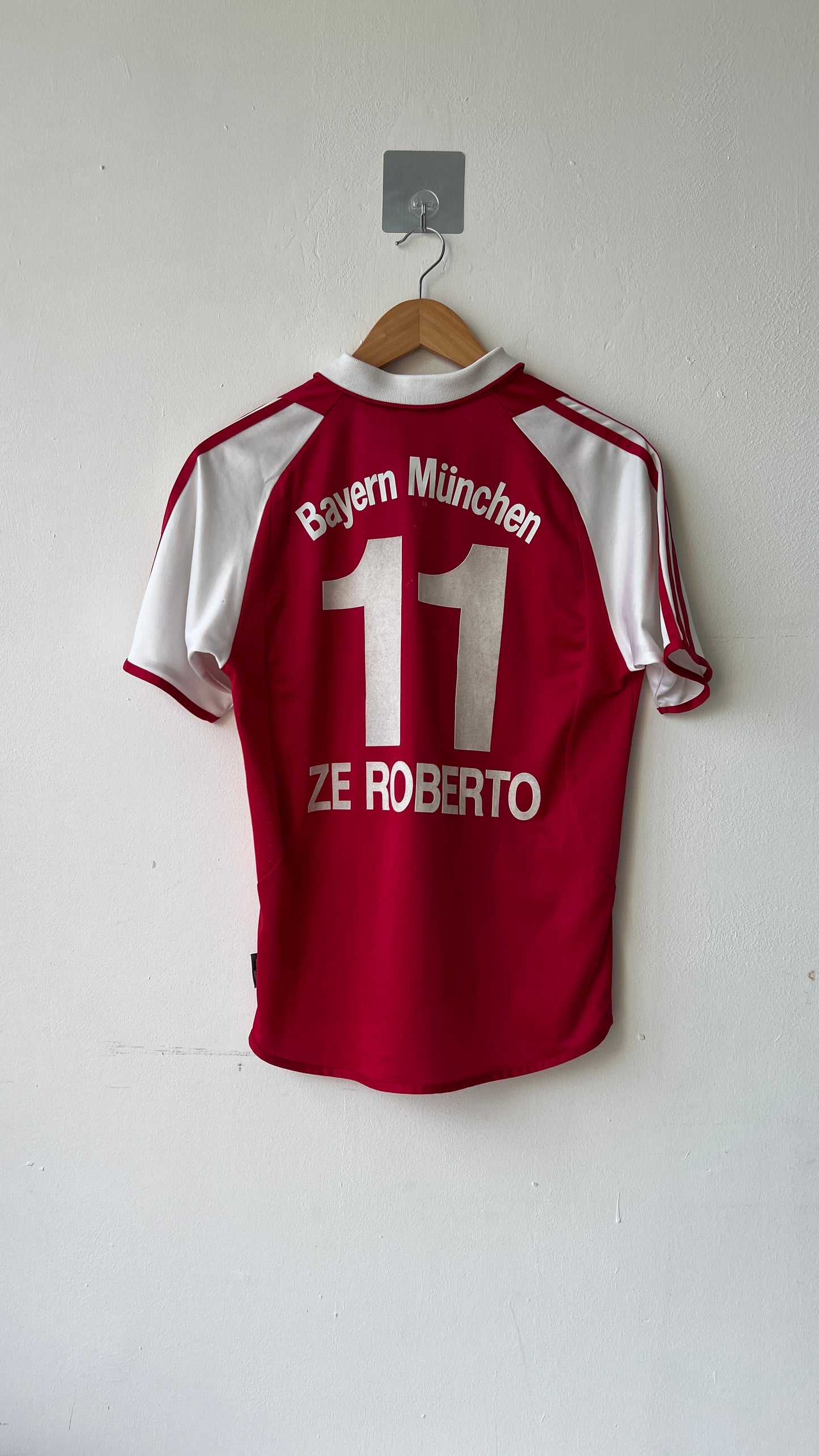 Bayern 2003-04 Home Shirt Ze Roberto #11 (XL Boys fits S)