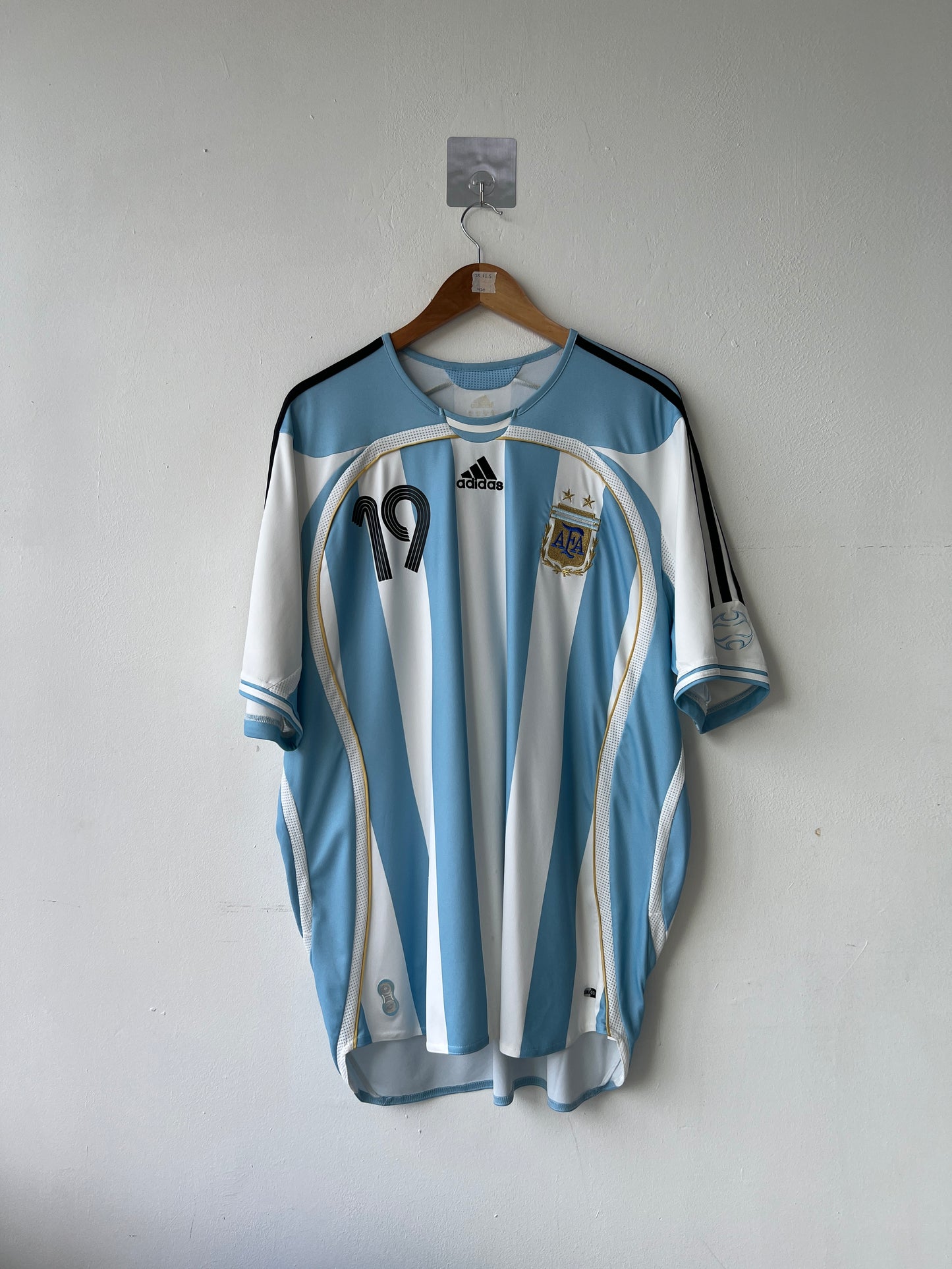 (XL) Argentina 2005-07 Home Shirt Messi #19