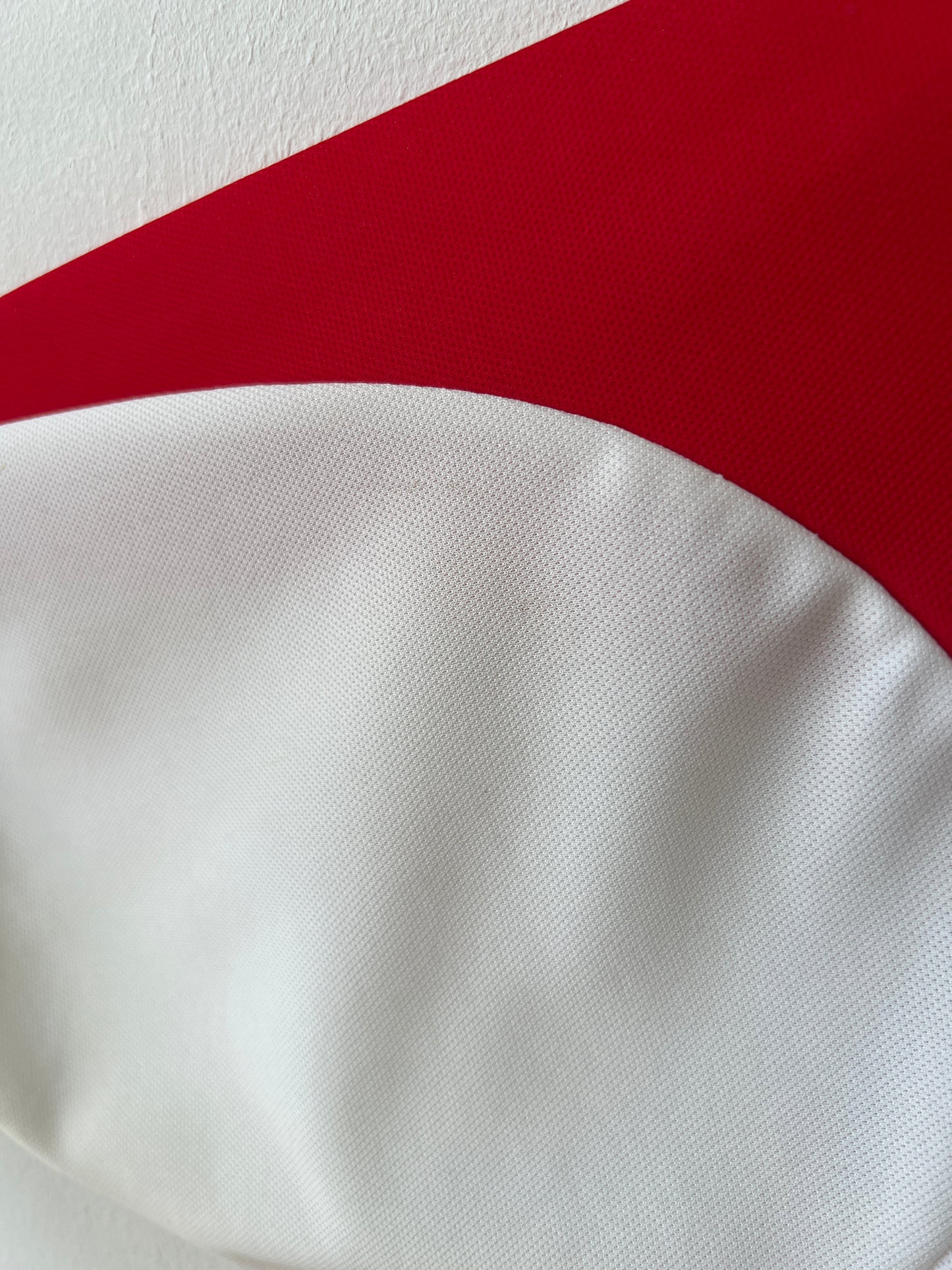 (M) PSV 2000-02 Home Shirt v. Nistelrooy #8