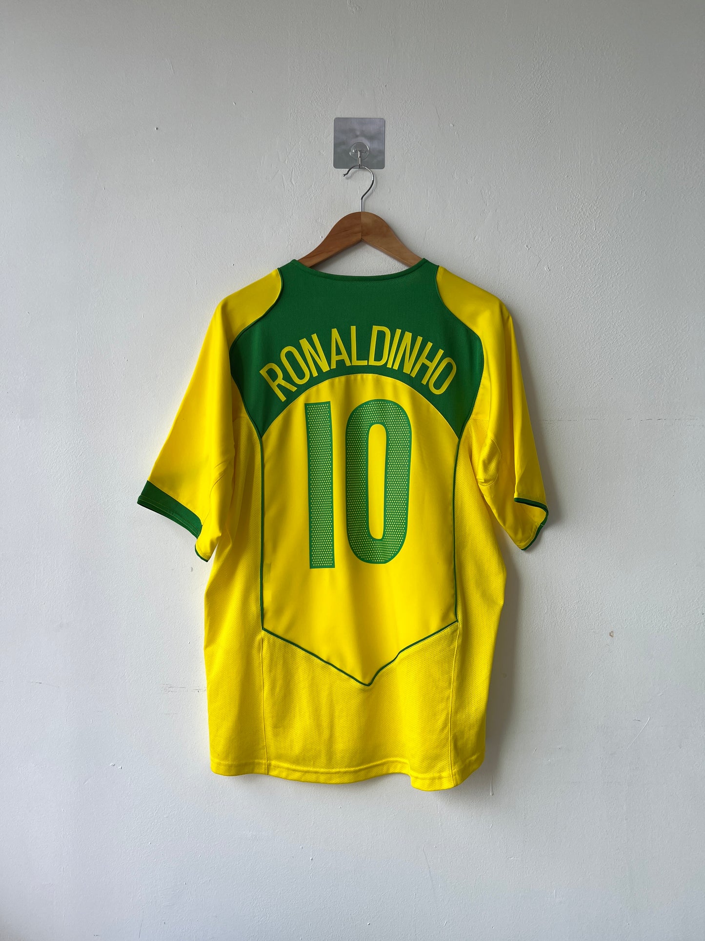 (L) Brazil 2004-06 Home Shirt Ronaldinho #10