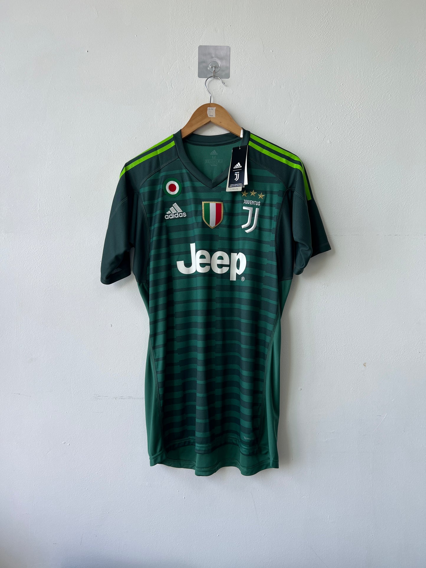 (M) Juventus 2018-19 GK Shirt Buffon #1 (NEW)