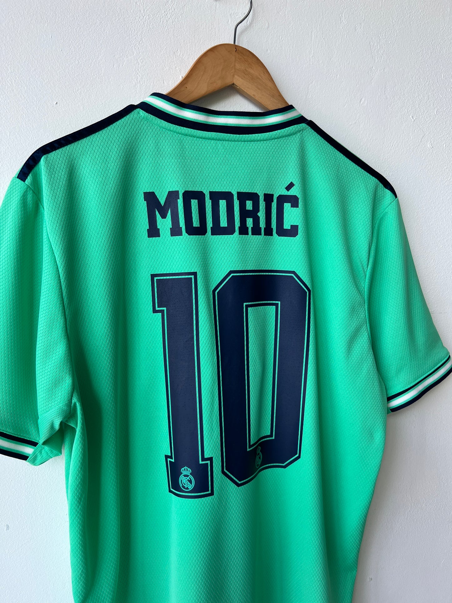 Real Madrid 2019-20 Third Shirt Modric #10 (L)