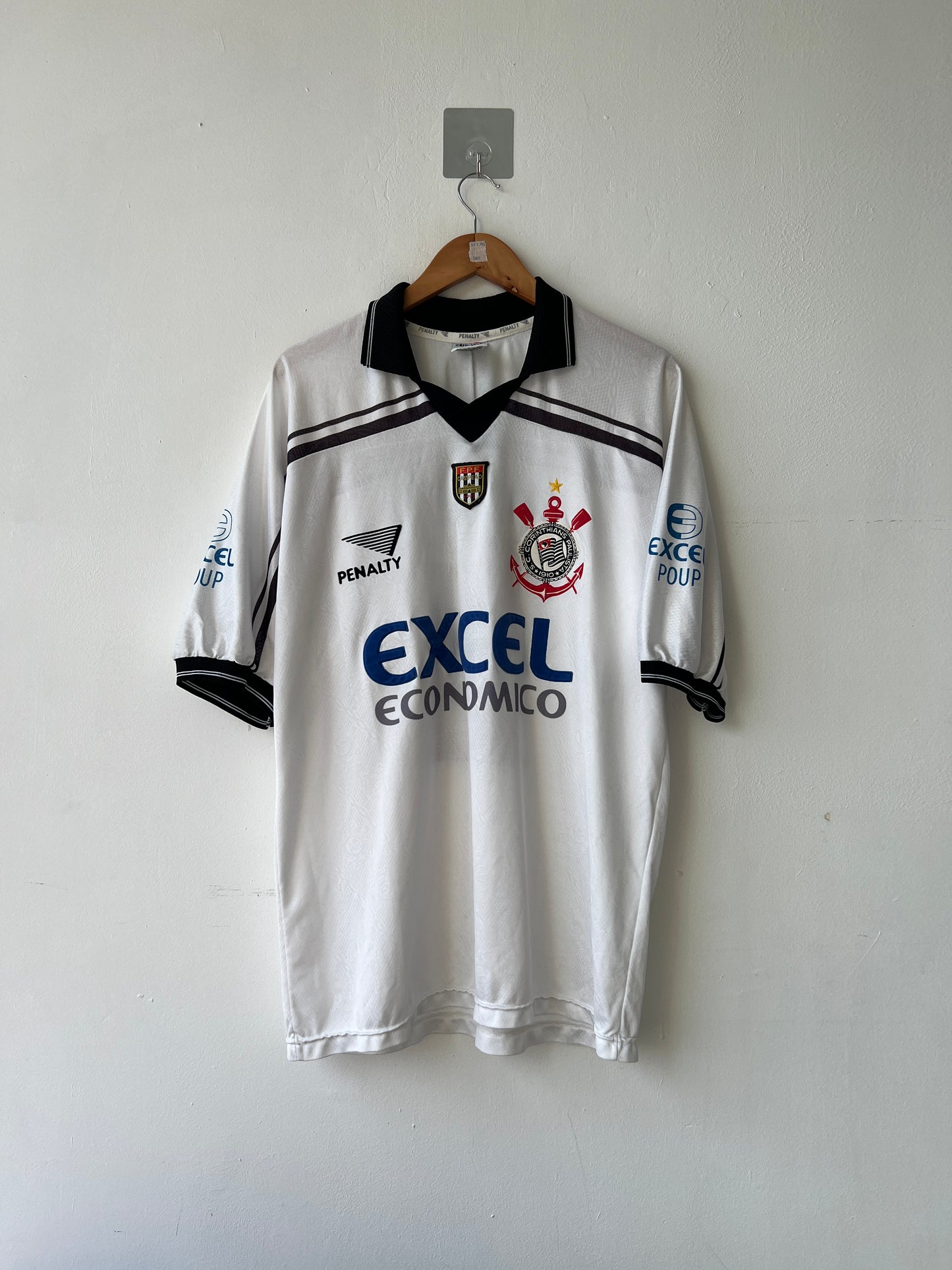 (XL fits L) Corinthians 1997-98 Home Shirt #11