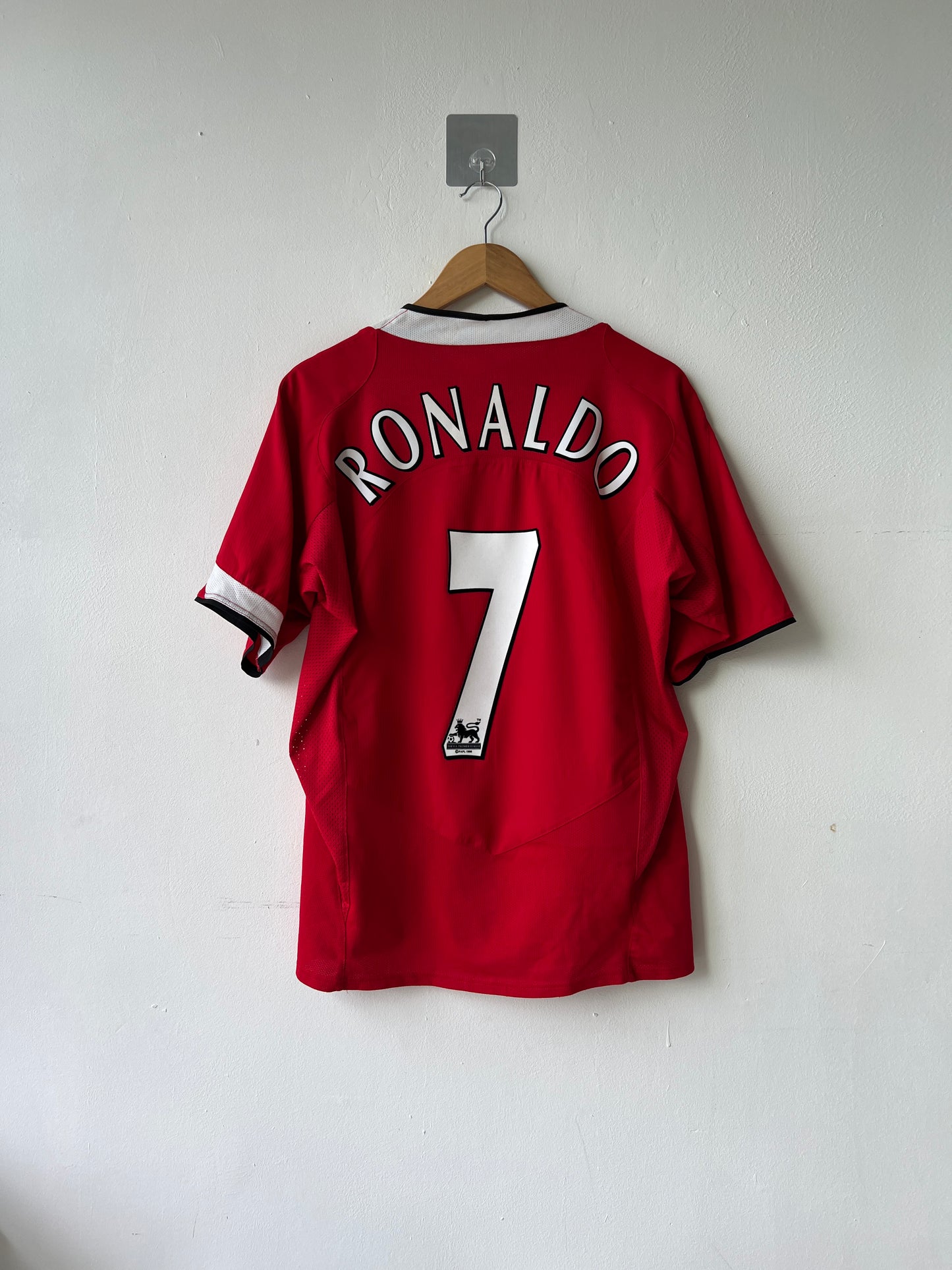 (L) Manchester United 2004-06 Home Shirt Ronaldo #7