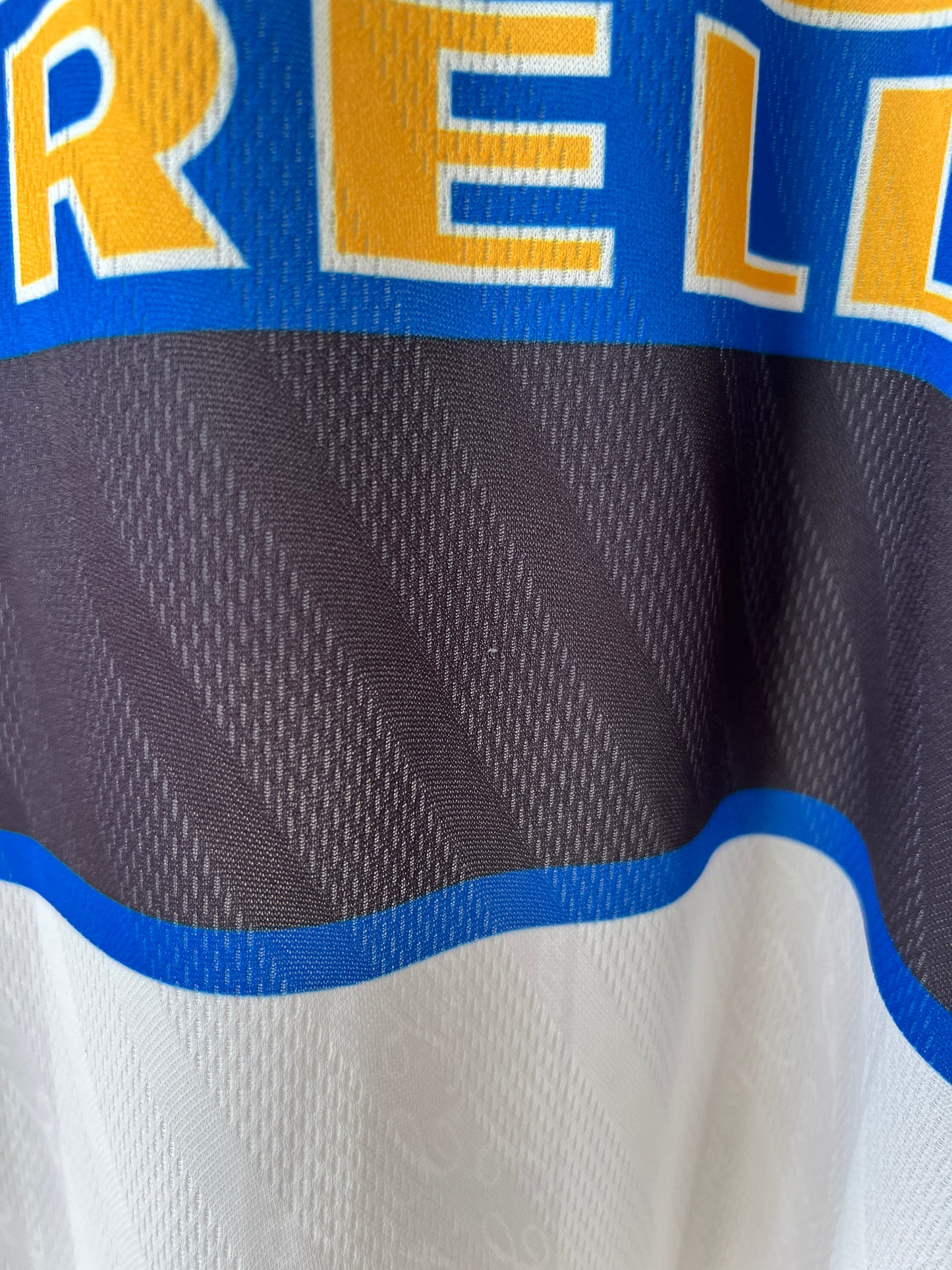 Inter Milan 1996-97 Away Shirt Zamorano #9 (XL)