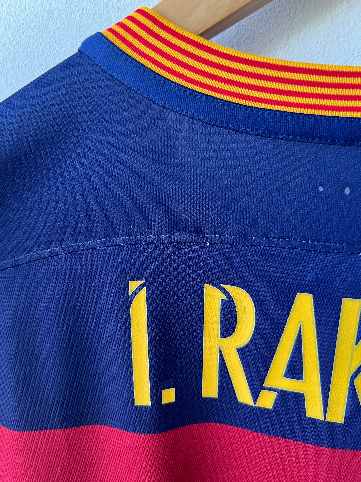 (XL) Barcelona 2015-16 Home Player Issue Shirt I. Rakitic #4