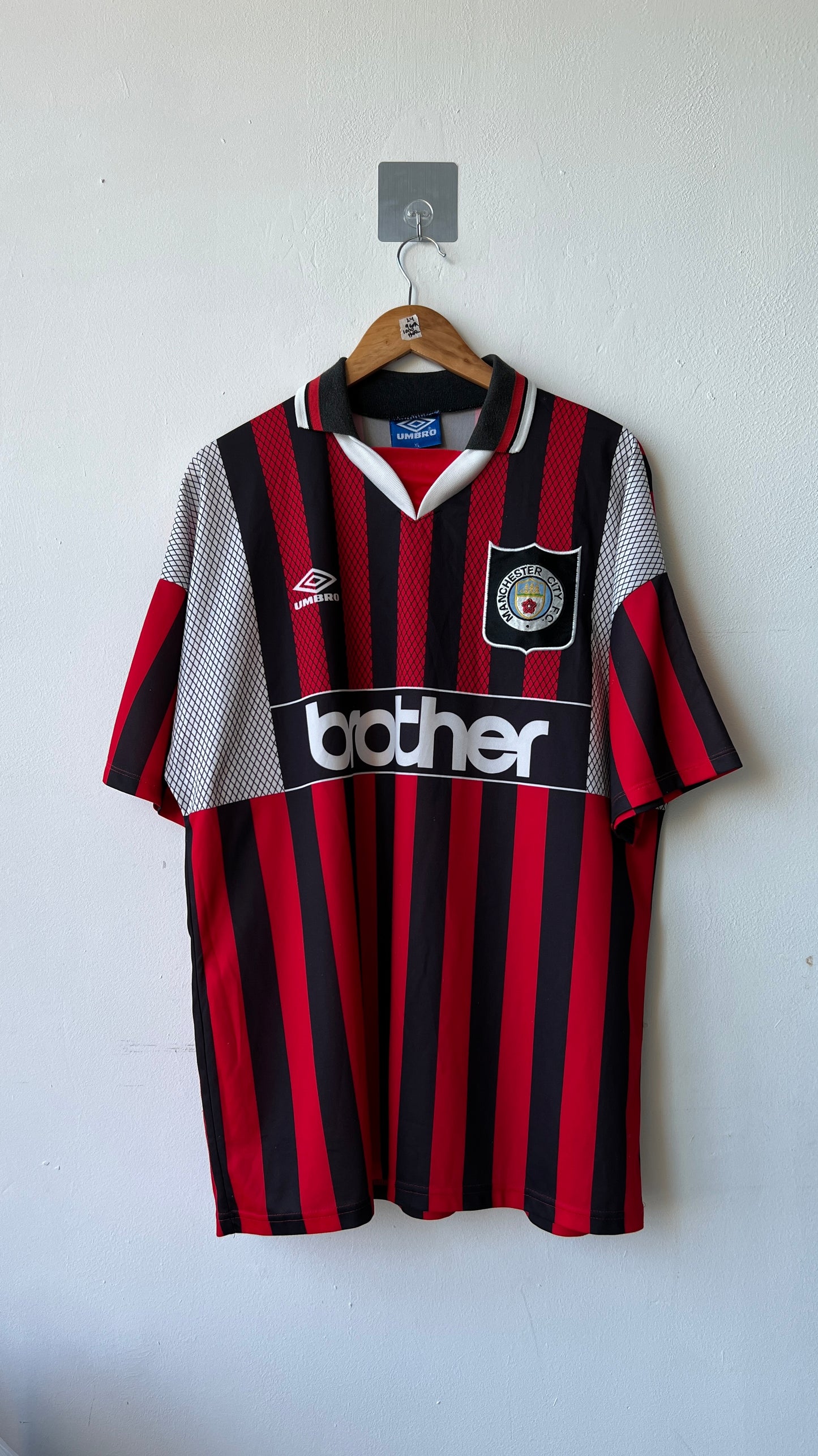 Manchester City 1994-96 Away Shirt Rosler #28 (XL)