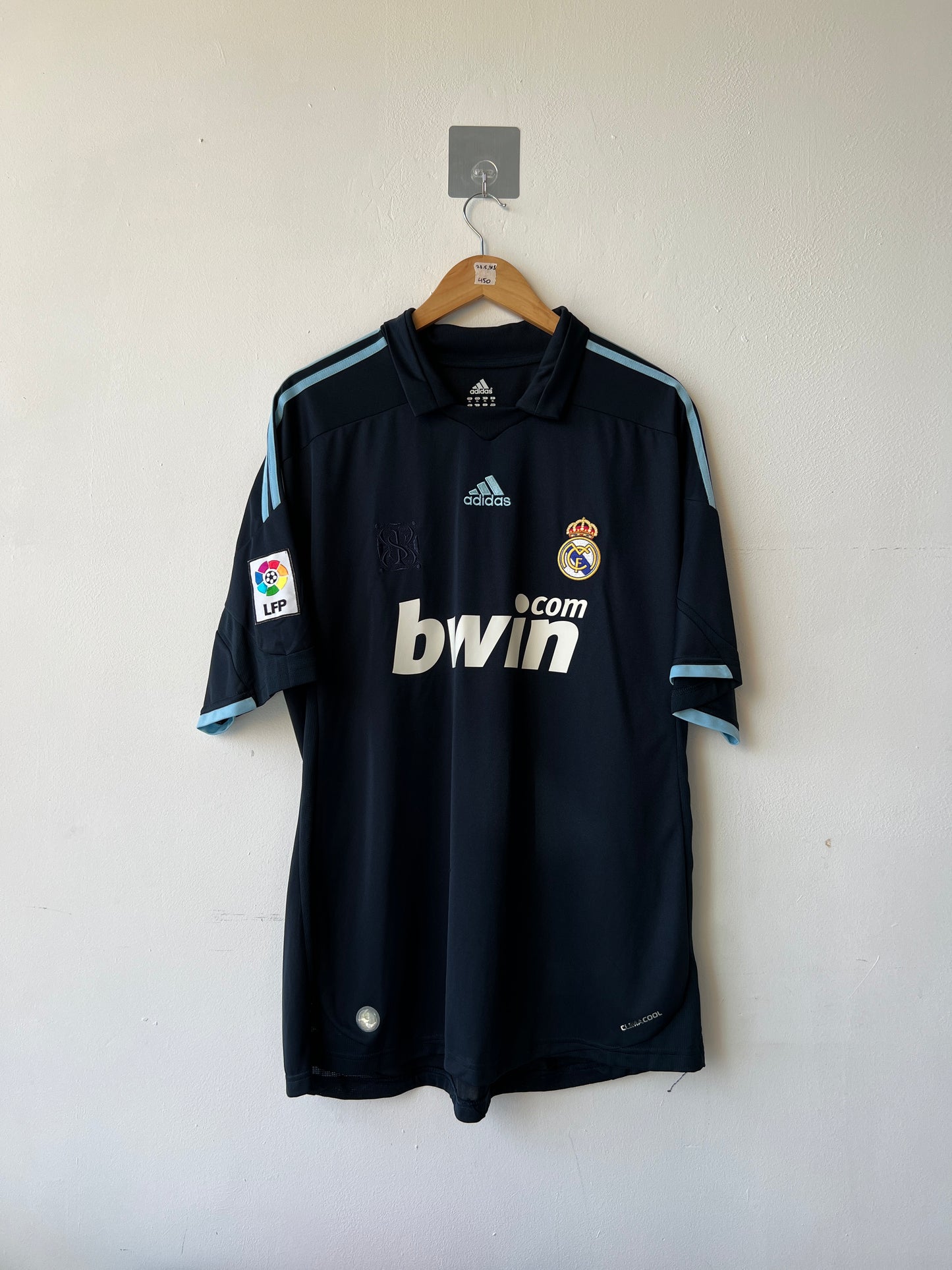 Real Madrid 2009-10 Away Shirt Ronaldo #9 (XL)