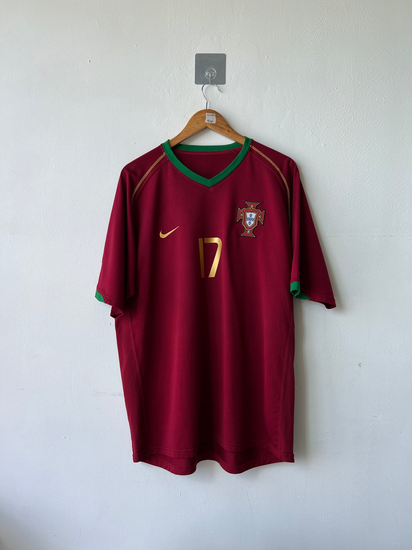 (XL) Portugal 2006-08 Home Shirt C. Ronaldo #17