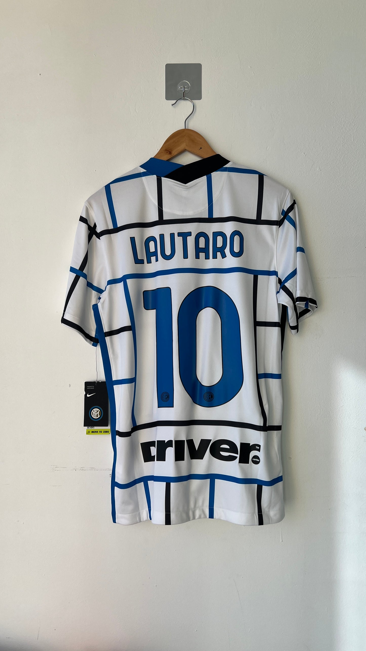 Inter Milan 2020-21 Away Shirt Lautaro #10 (M) (Brand New)