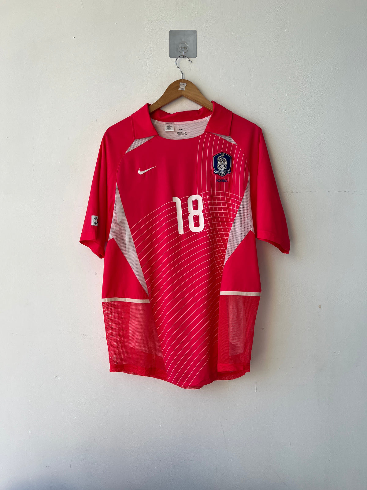 (M) South Korea 2002-04 Home Player Version Shirt S. H. Hwang #18