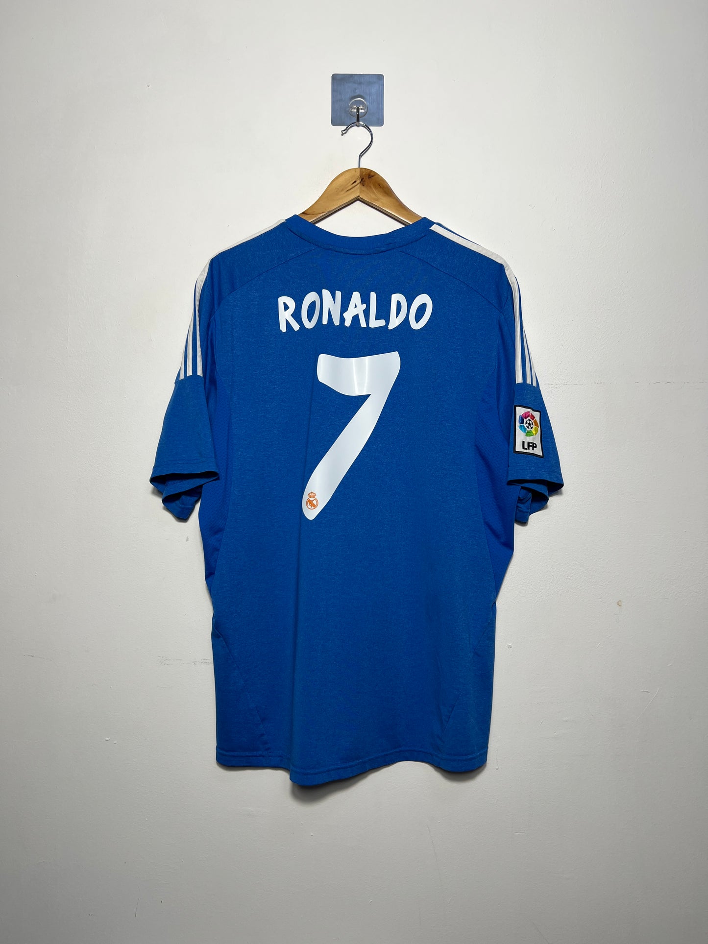 (XL) Real Madrid 2013-14 Away Shirt Ronaldo #7