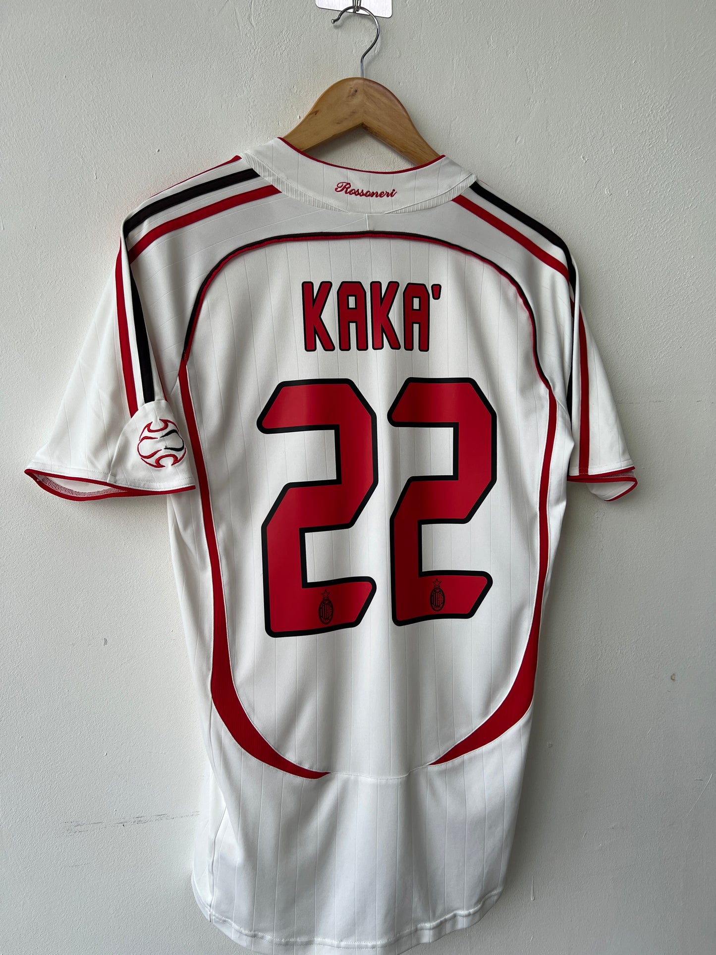 (S fits M) AC Milan 2006-07 Away Shirt Kaka #22