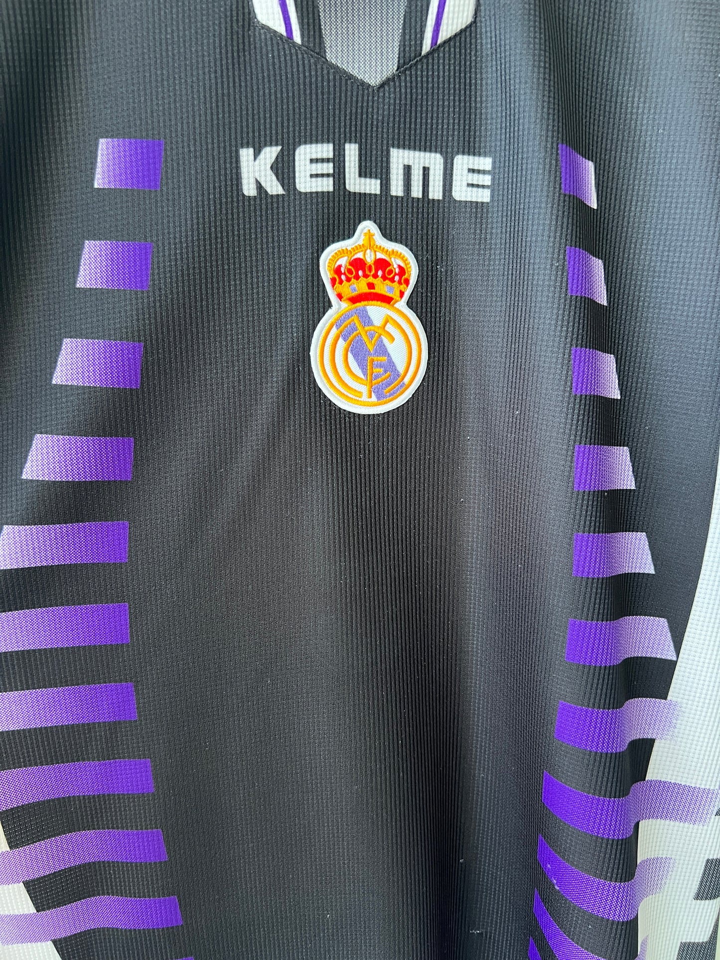 (L) Real Madrid 1997-98 Third Shirt Raul #7 (Sponsorless)