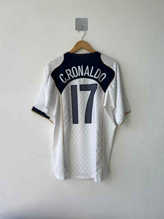(L) Portugal 2004-06 Away Shirt C. Ronaldo #17