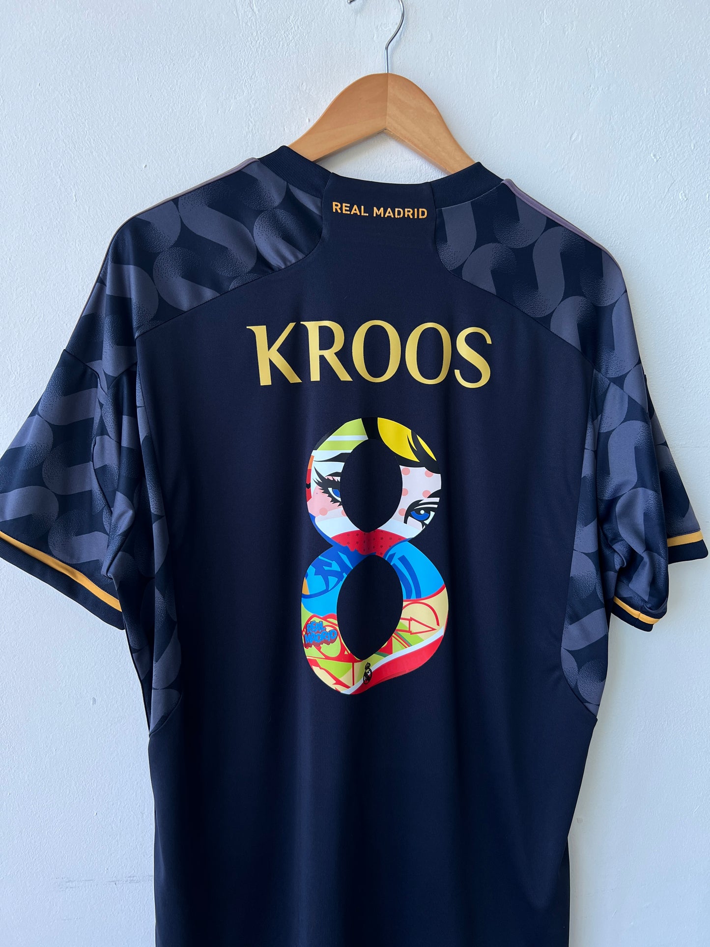 (XL) Real Madrid 2023-24 Away Shirt Kroos #8