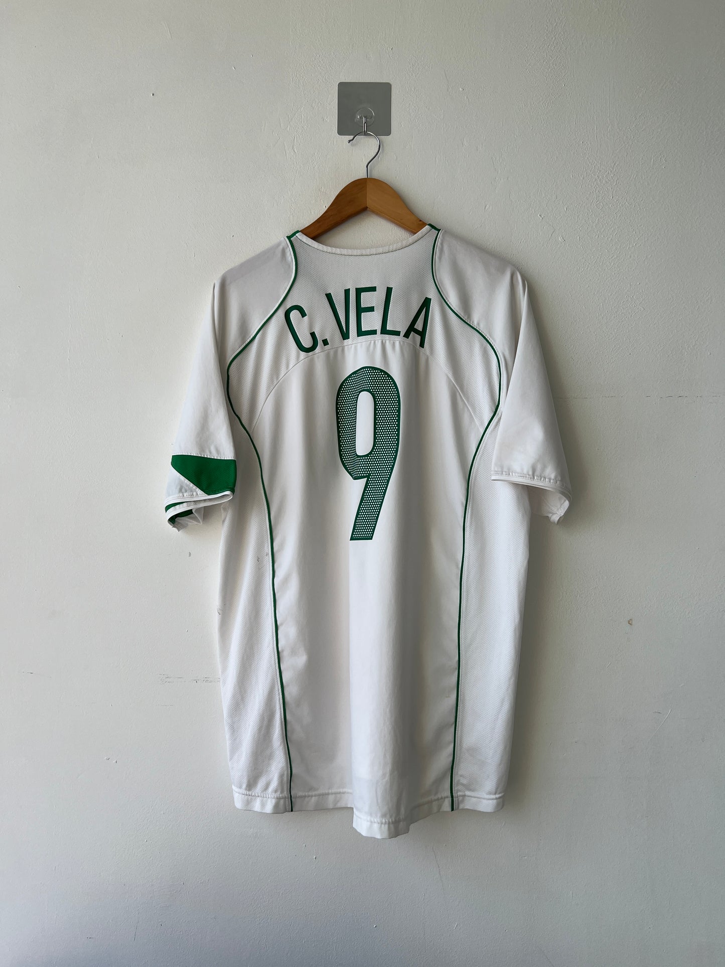 (XL) Mexico 2004-06 Away Shirt C. Vela #9