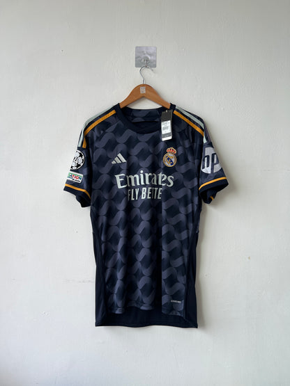 (M) Real Madrid 2023-24 Away Shirt Kroos #8 (NEW)