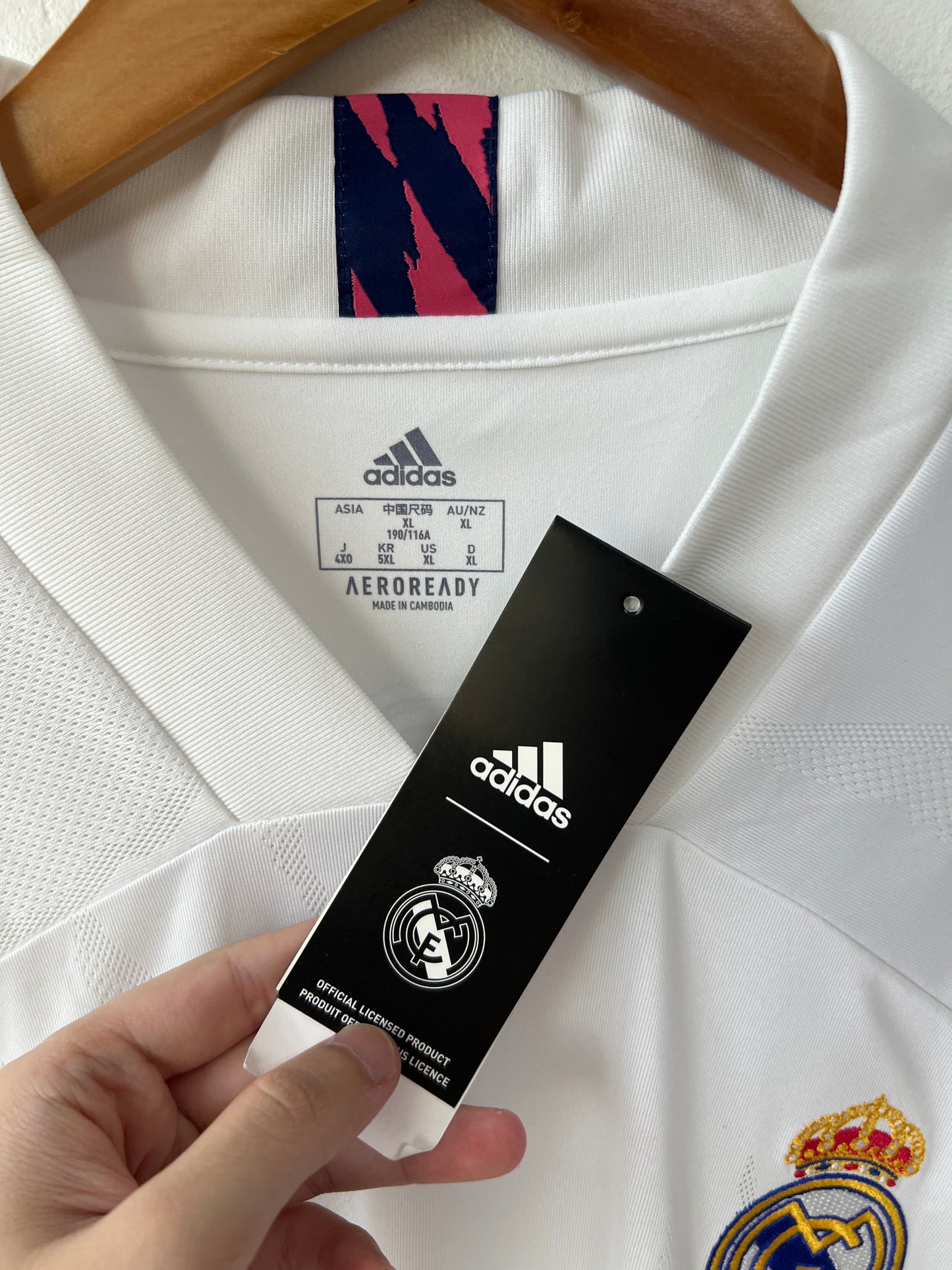(XL) Real Madrid 2020-21 Home Shirt Modric #10 (NEW)