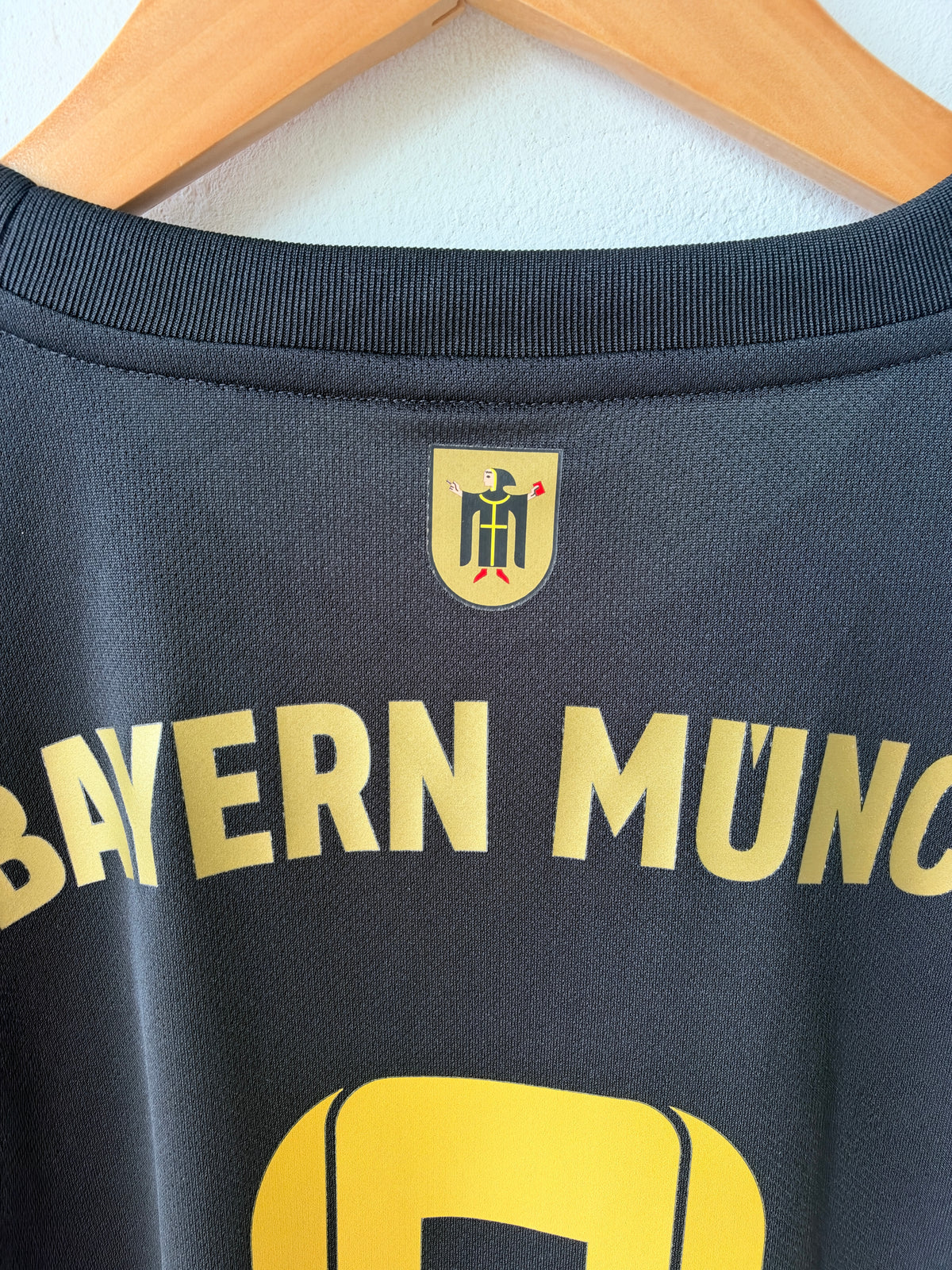 (L) Bayern Munich 2021-22 Away Shirt Lewandowski #9