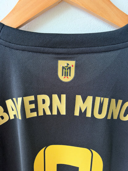 (L) Bayern Munich 2021-22 Away Shirt Lewandowski #9